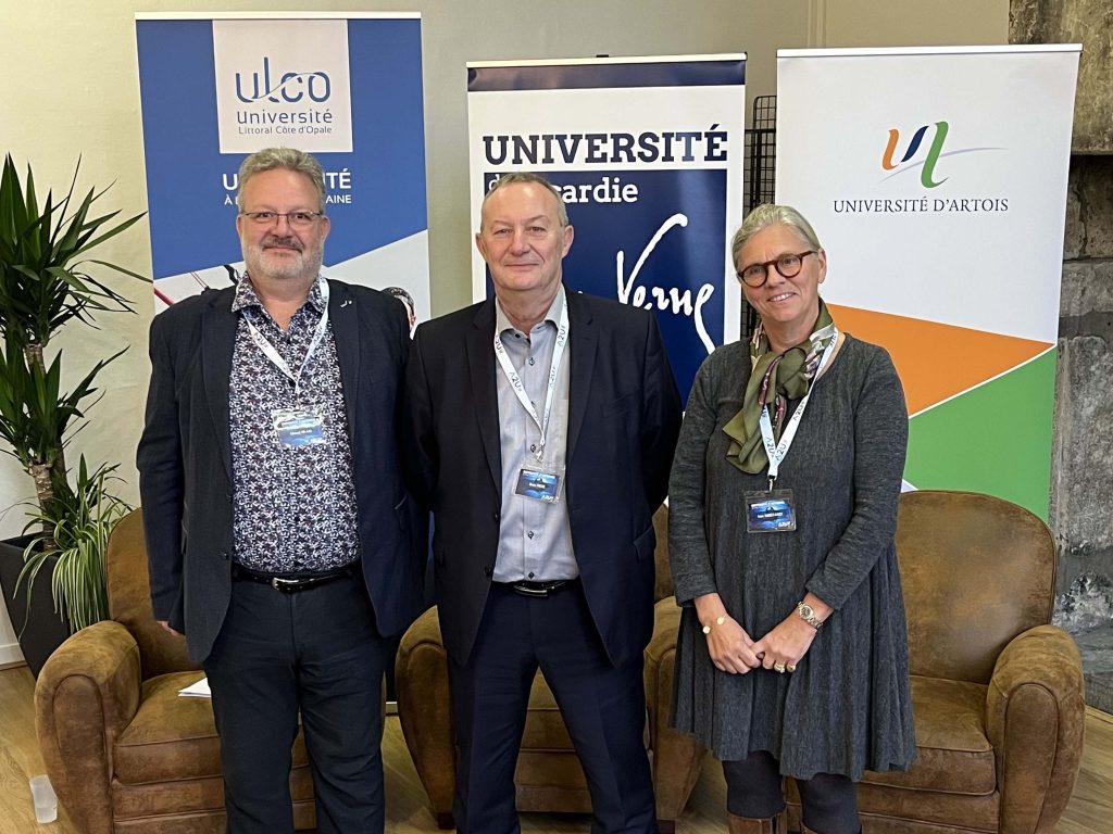 De gauche à droite : Edmond Abi-Aad, Président de l'Université du Littoral Côte d'Opale ; Denis Postel, Président de l'Université de Picardie Jules Verne ; Anne Daguet-Gagey, Présidente de l'Université d'Artois